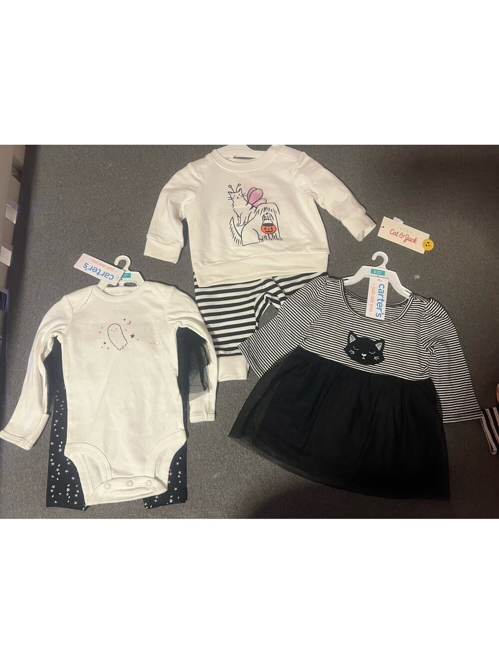 Baby girl Halloween clothing bundle size 0/3 months